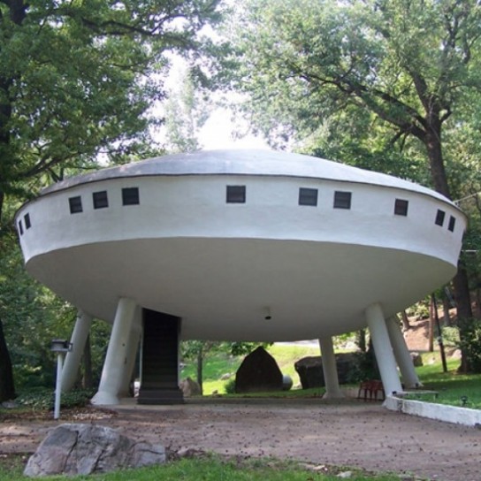 casa-ufo.jpg